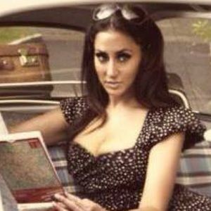 Meet your Posher, Kari